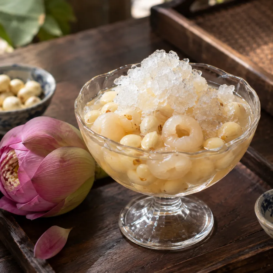 Chè hạt sen long nhãn